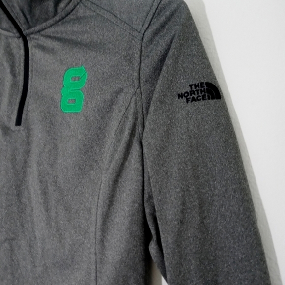 The North Face Tech 1/4 Zip Fleece Pullover - Picture 3 of 4